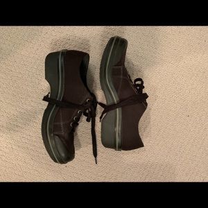 Black Dansko Wedge Sneakers Size 39 (8.5/9)